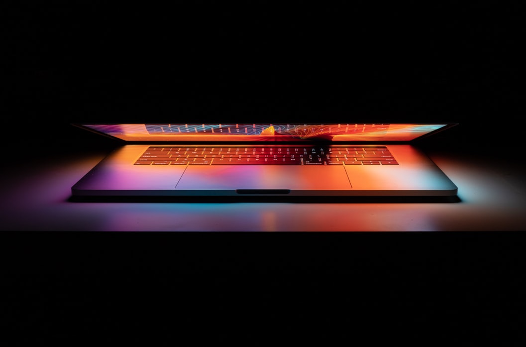 Универсальность MacBook Pro | iOn.ua