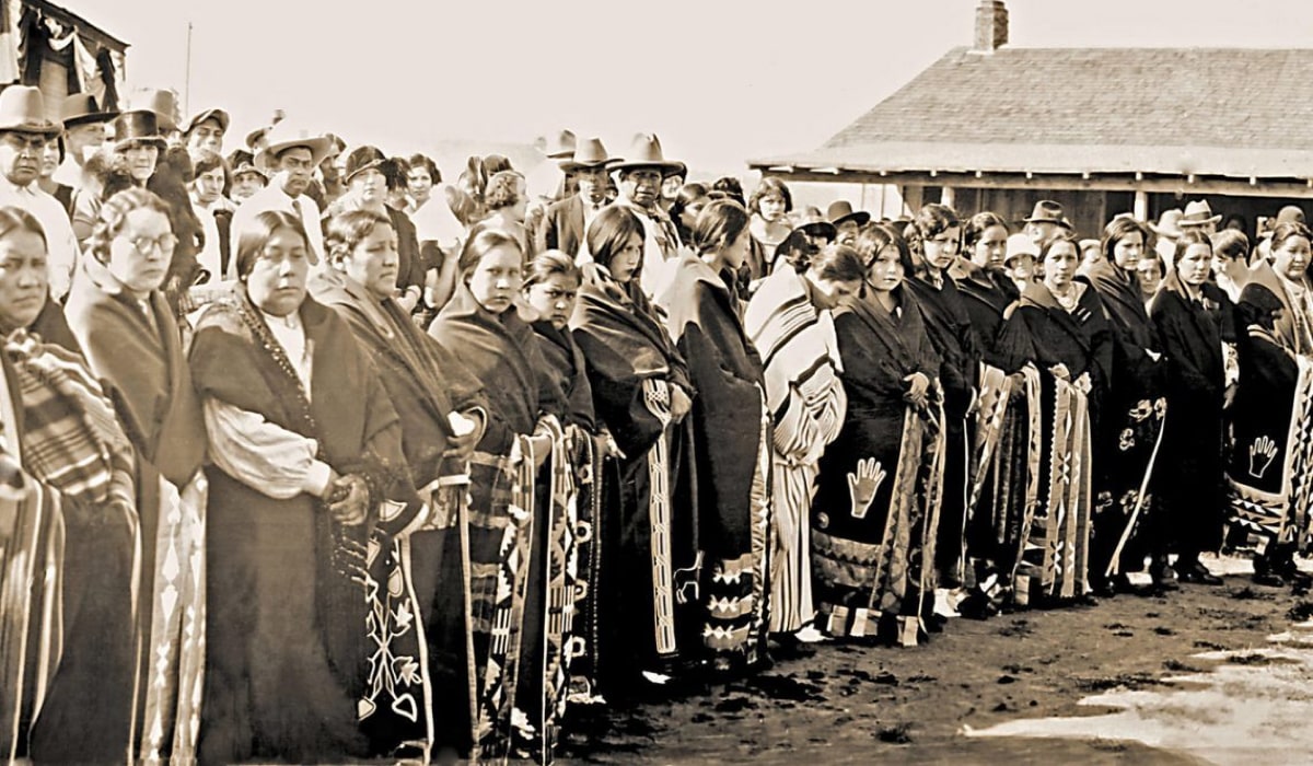 Племя Осейджи в 1924 году в "Убийцах цветочной луны"  | iOn.ua
