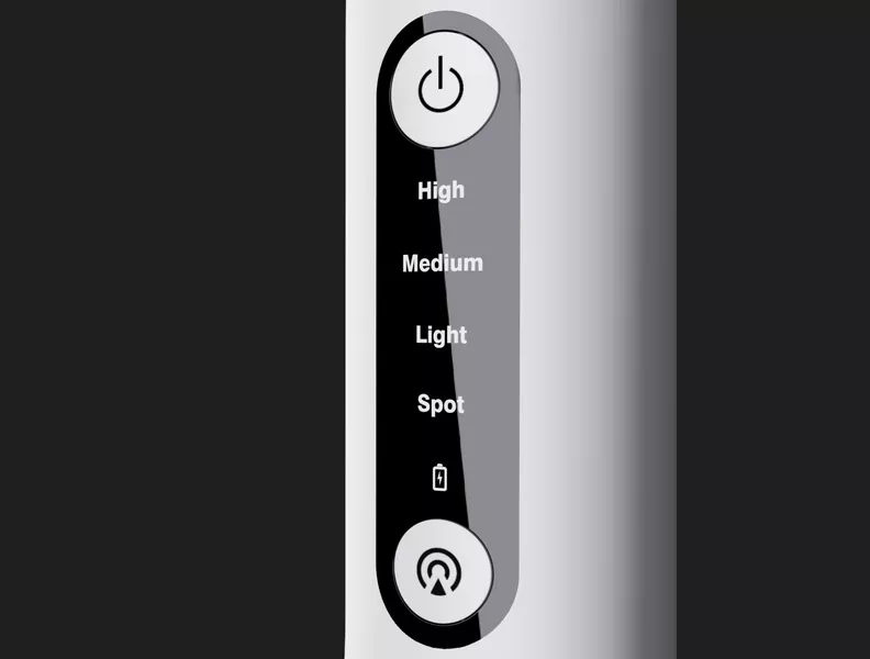 4 modos de limpieza con hilo dental y 3 niveles de intensidad para cada modo