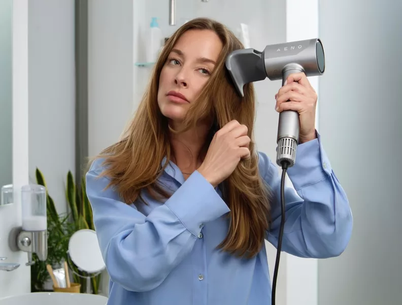 Healthier, shinier hair: patented InfraCare technology