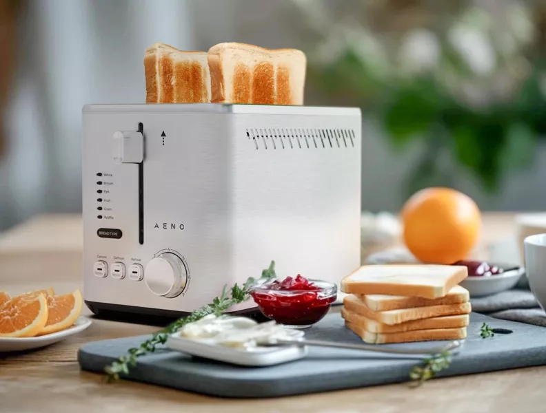 Bezpieczny i niezawodny: podnoszenie high-lift, ochrona przed zacięciem, antypoślizgowe nóżki