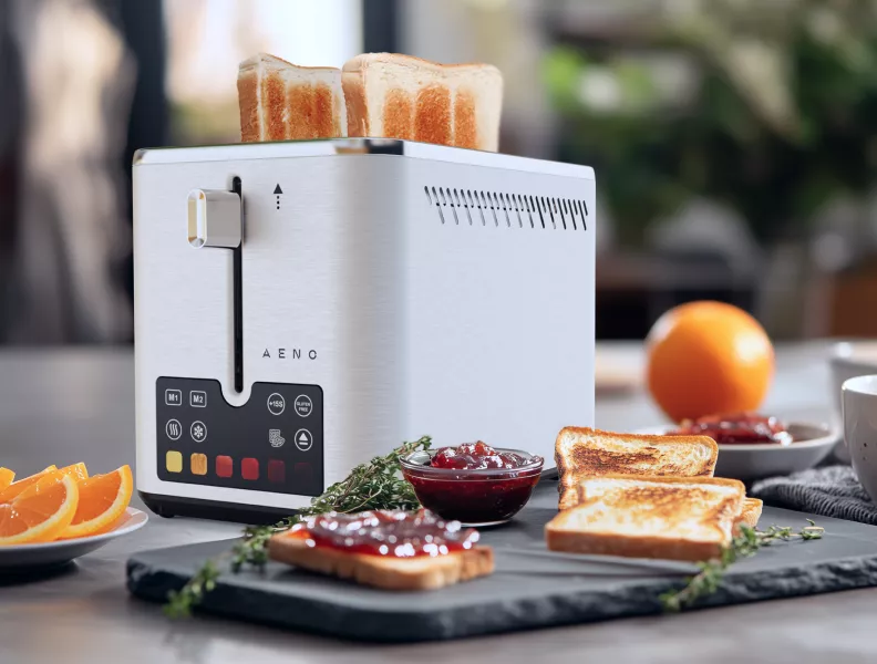 Safe & reliable: high lift, anti-jam protection, non-slip feet