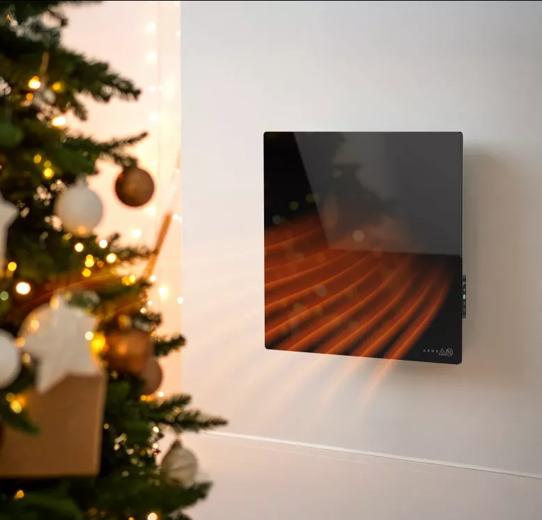 Setați și controlați de la distanță temperatura camerei