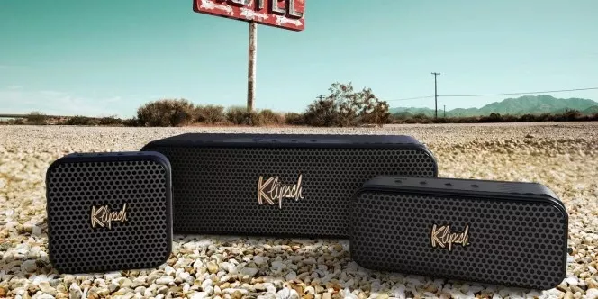 PORTABLE BLUETOOTH® SPEAKERS