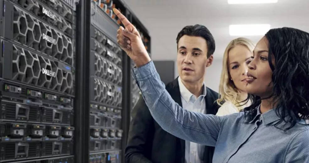 Servere și soluții de storage și networking