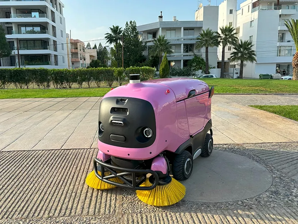 AROS OUTDOOR SWEEPER