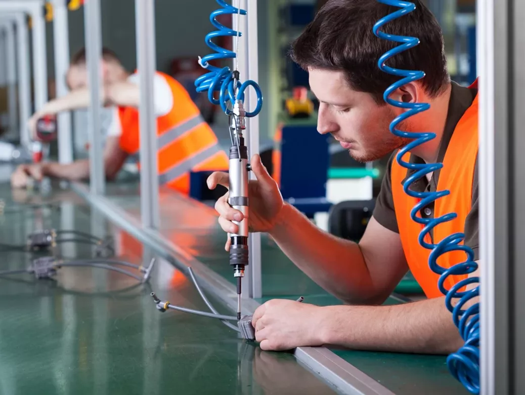 Manual screwdriver challenges