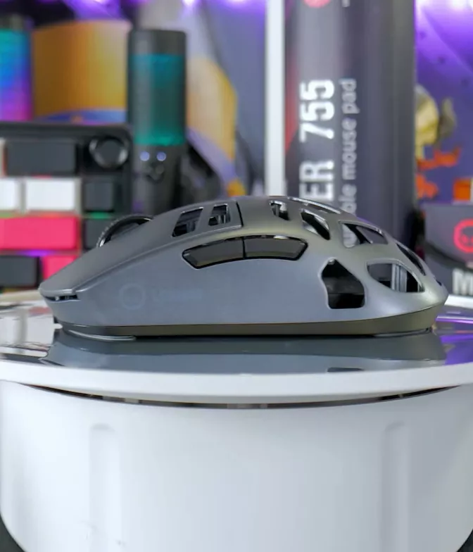 Какво е усещането от магнезиева мишка с тегло само 60 грама?