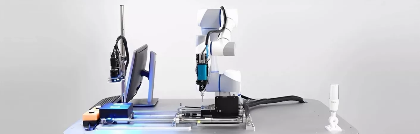 Automated screwdriver solution for collaborative assembly
