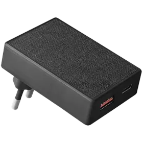 UNIQ Power Adapter 2*USB/USB-C, 20 W, Black — Изображение №1