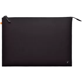 NATIVE UNION Чехол W.F.A.Stow Lite , Чёрный для MacBook Pro 16 — Изображение №1