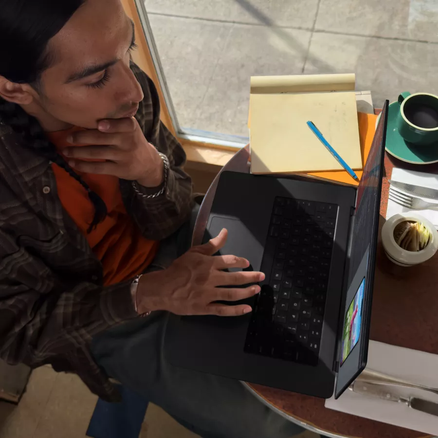 Apple MacBook Pro 16.2"  Apple M3 Pro (12C CPU/18C GPU), 18 GB, 512 GB, Space Black — Image №8