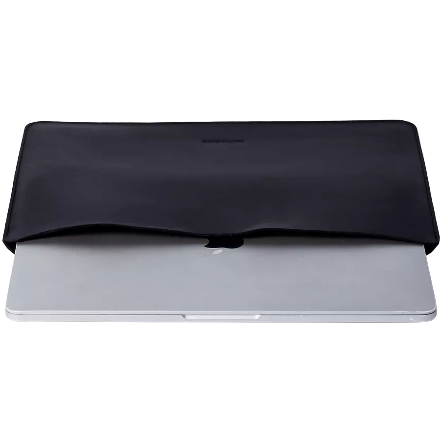 Чехол INCARNE New Gamma Чёрный для MacBook Pro 16/MacBook Pro 15 — Изображение №4