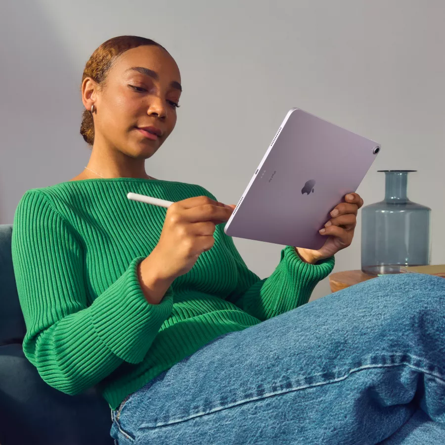 iPad Air 13 (M2), 128 GB, Wi-Fi, Space Gray — Image №5