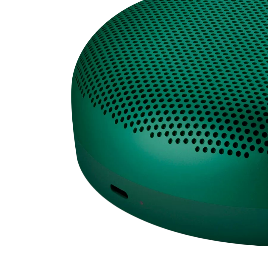 Bang & Olufsen Beosound A1 2nd Gen. Portable Speaker, Green — Image №6